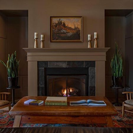 Grand Adirondack Hotel, Lake Placid, A Tribute Portfolio Hotel Exteriör bild
